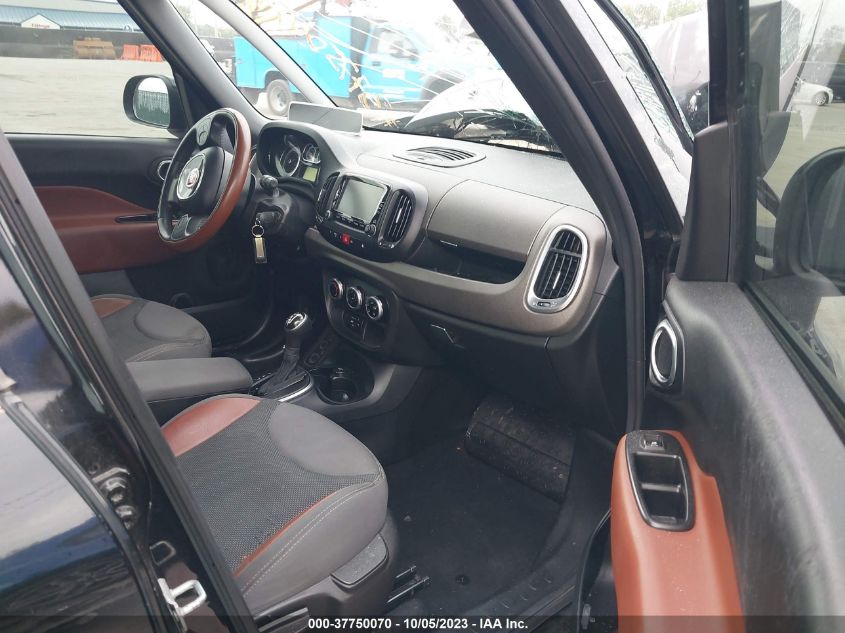 2014 FIAT 500L TREKKING - ZFBCFADH2EZ016627