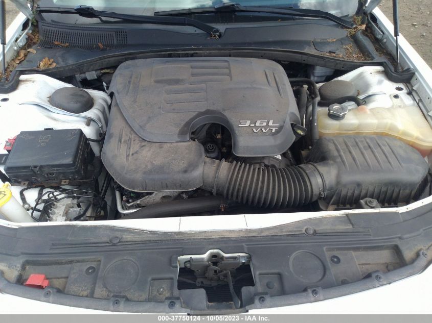 2015 CHRYSLER 300C PLATINUM - 2C3CCAPG6FH899789