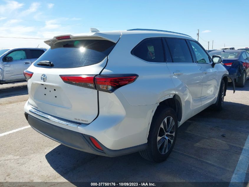 2020 TOYOTA HIGHLANDER XLE - 5TDGZRBH2LS001888