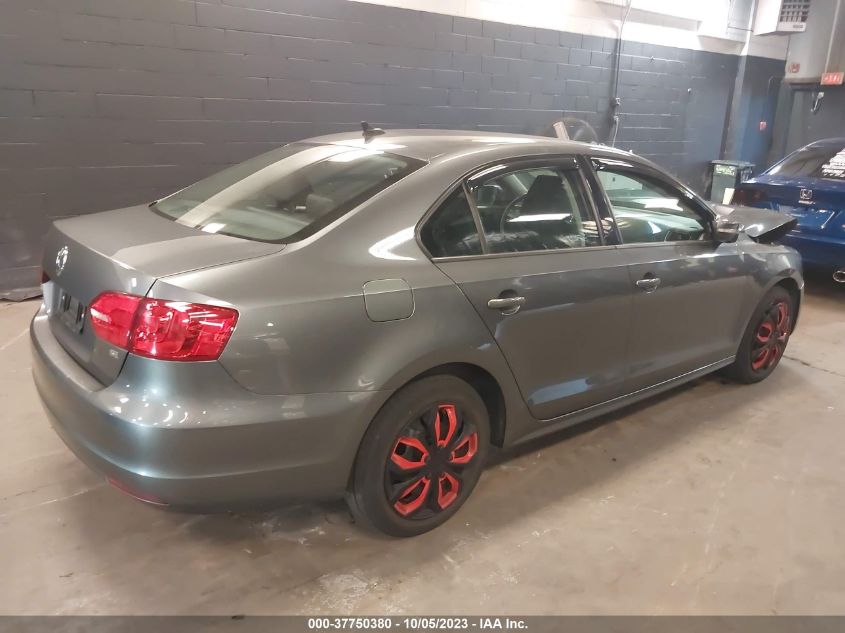 2014 VOLKSWAGEN JETTA SEDAN SE - 3VWD17AJ8EM278144