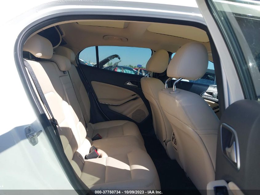 2015 MERCEDES-BENZ GLA-CLASS GLA 250 - WDCTG4EB2FJ174210
