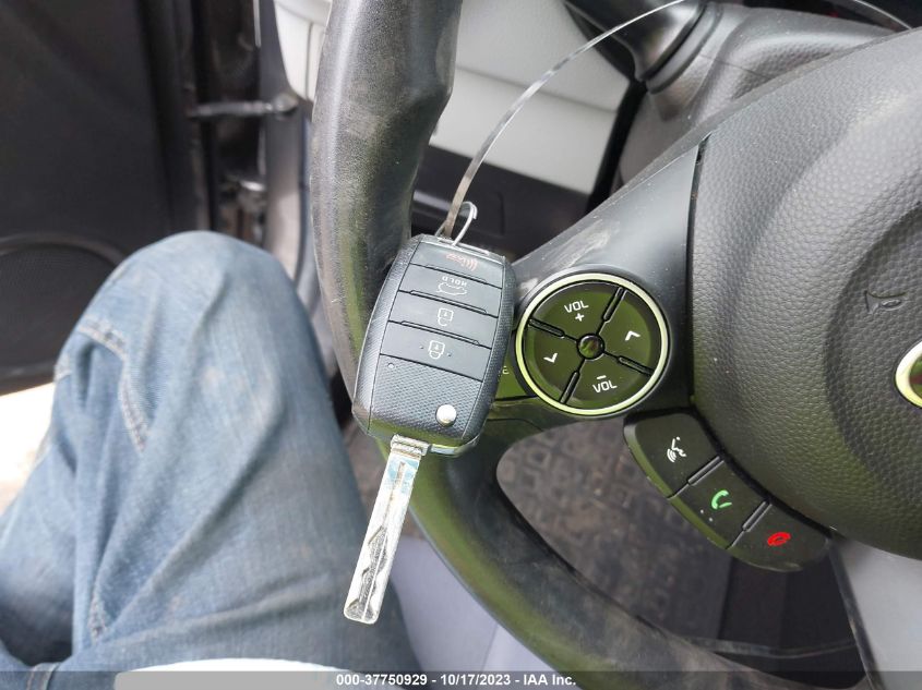 2015 KIA SOUL BASE - KNDJN2A2XF7161358