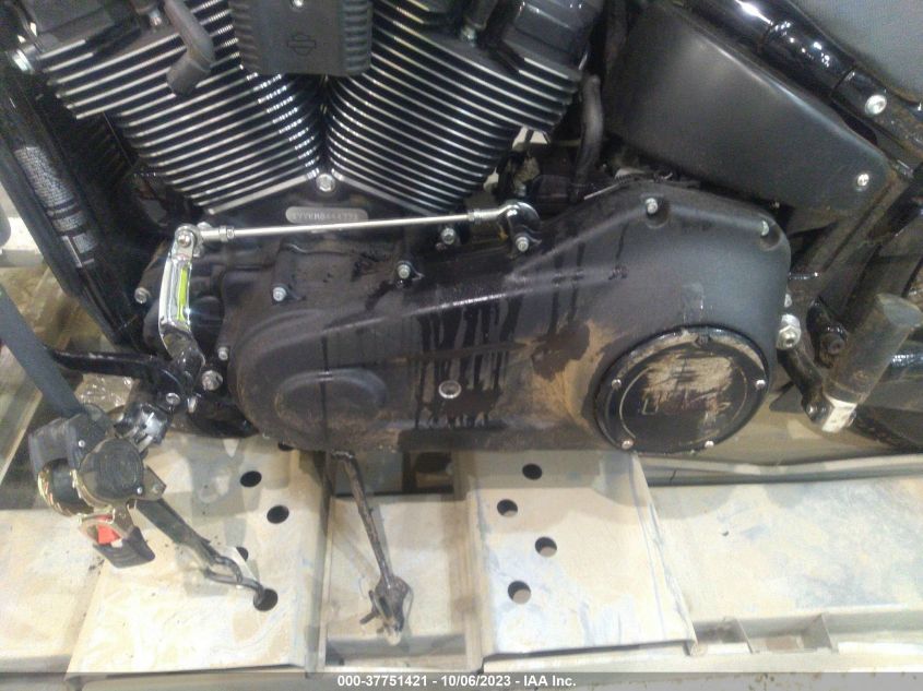 2021 HARLEY-DAVIDSON FXBBS - 1HD1YYK14MB044433