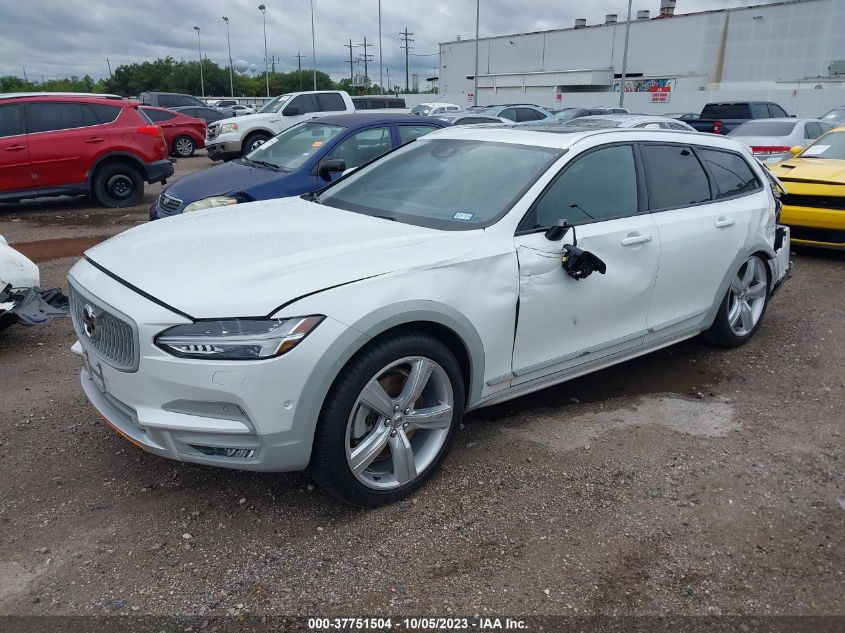 2018 VOLVO V90 CROSS COUNTRY VOLVO OCEAN RACE YV4A22NT3J1032799