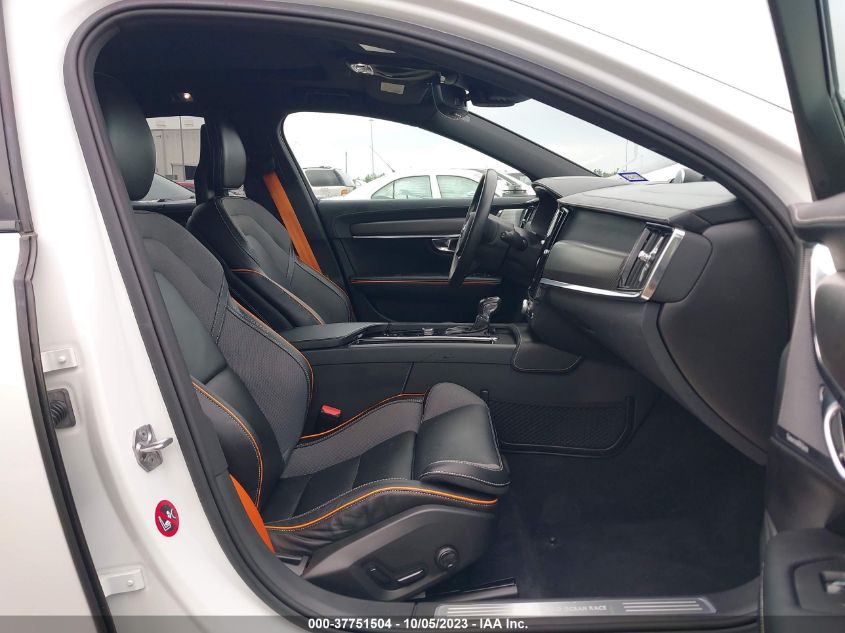 2018 VOLVO V90 CROSS COUNTRY VOLVO OCEAN RACE YV4A22NT3J1032799