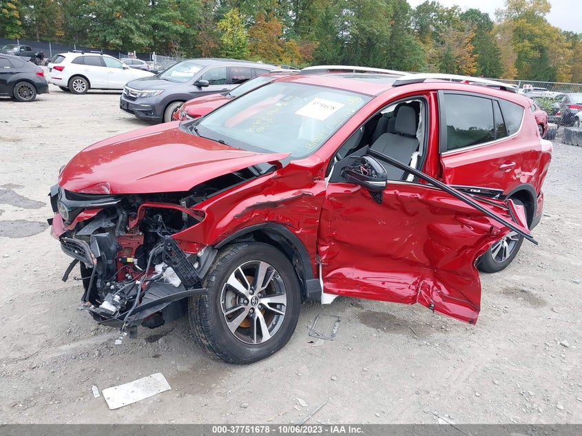 VIN 2T3WFREV0HW321495 2017 TOYOTA RAV4 XLE
