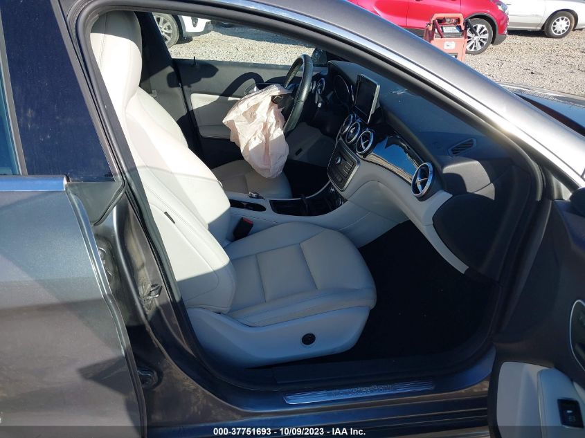 2015 MERCEDES-BENZ CLA 250 - WDDSJ4EB5FN176437