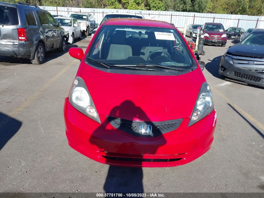2013 HONDA FIT - JHMGE8H37DC015739