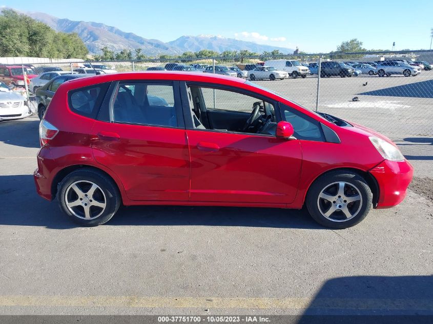 2013 HONDA FIT - JHMGE8H37DC015739