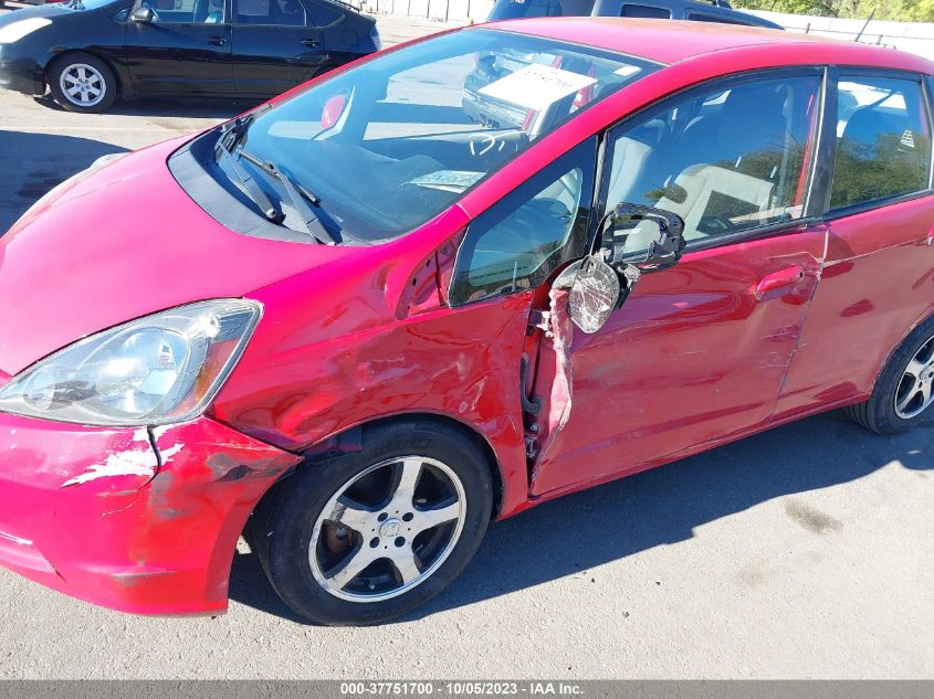 2013 HONDA FIT - JHMGE8H37DC015739