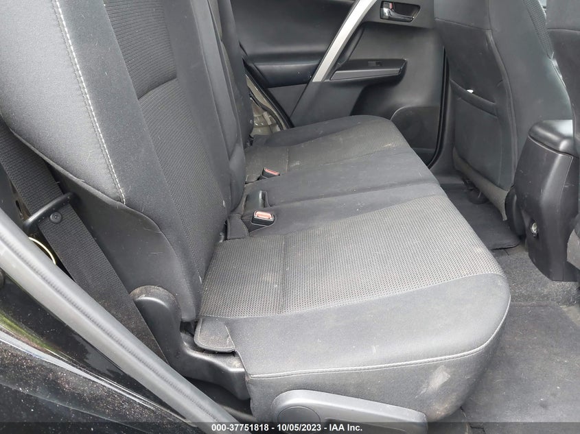 VIN 2T3RFREV3JW802960 2018 TOYOTA RAV4 XLE/ADVENTURE