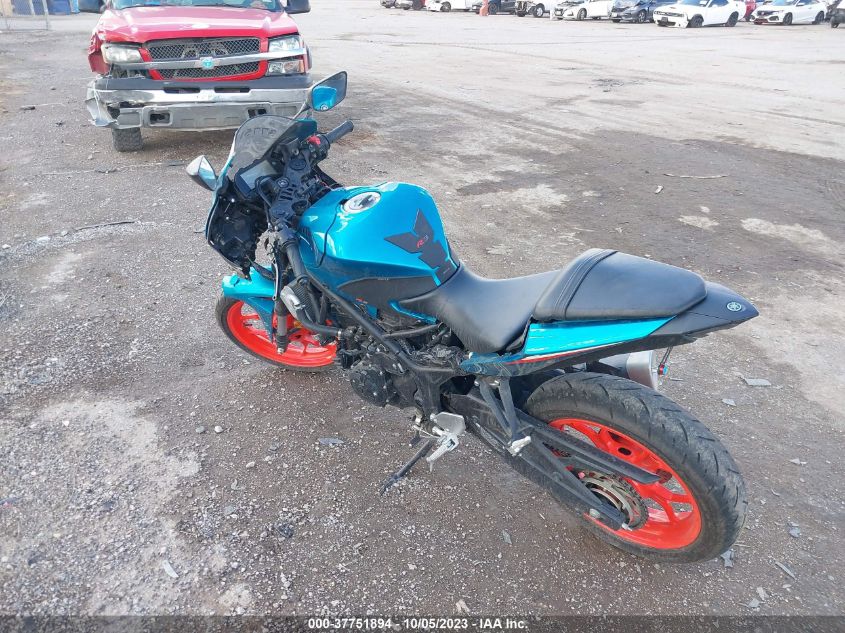 2021 YAMAHA YZFR3 A MH3RH18Y8MK006589
