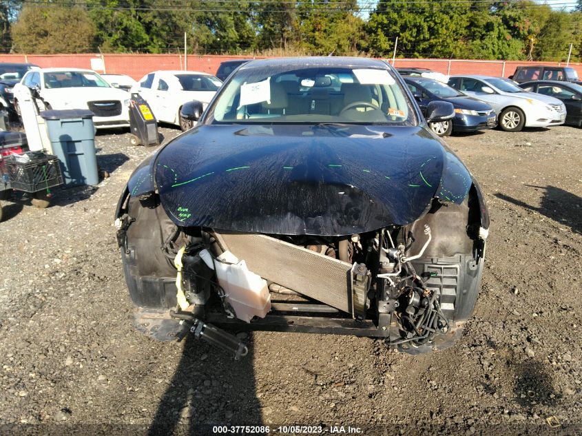 2015 INFINITI Q70 JN1BY1AR3FM562483