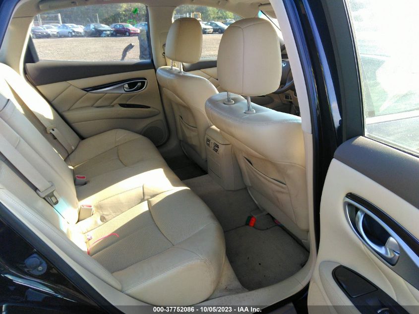 2015 INFINITI Q70 JN1BY1AR3FM562483