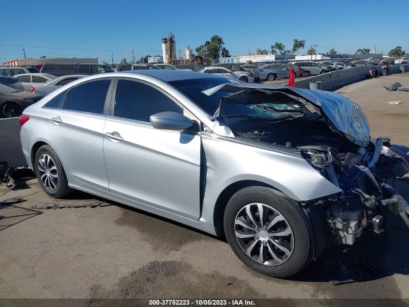 2013 HYUNDAI SONATA GLS - 5NPEB4AC0DH542000