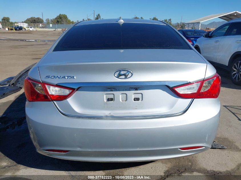 2013 HYUNDAI SONATA GLS - 5NPEB4AC0DH542000
