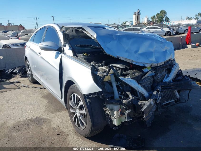 2013 HYUNDAI SONATA GLS - 5NPEB4AC0DH542000