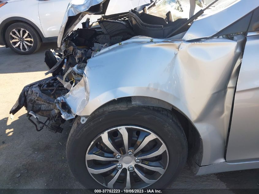 2013 HYUNDAI SONATA GLS - 5NPEB4AC0DH542000
