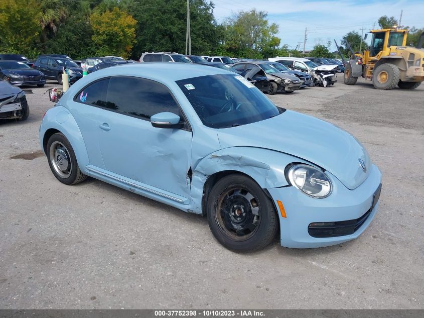 2013 VOLKSWAGEN BEETLE 2.5L - 3VWHP7AT3DM610975