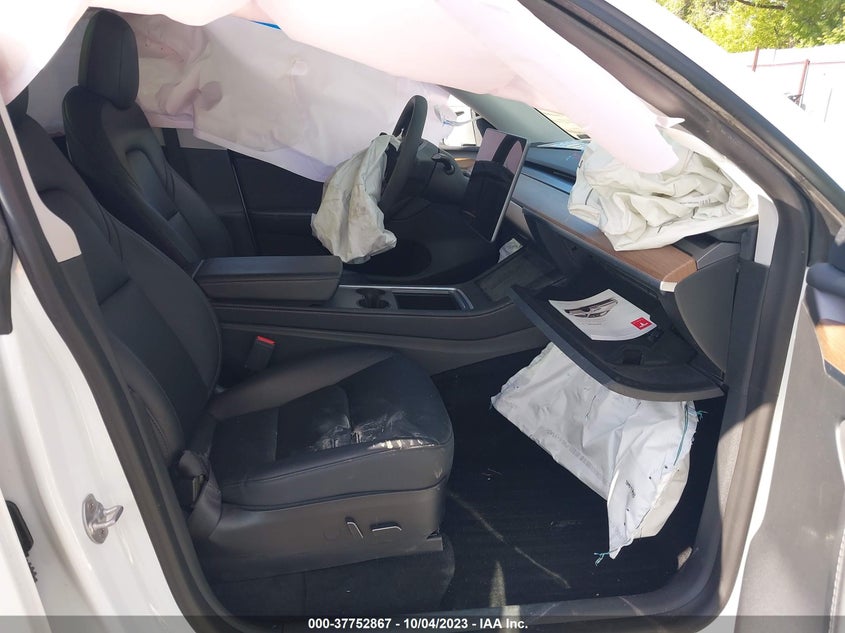 VIN 7SAYGDEE3PF667475 2023 TESLA MODEL Y LONG RANGE
