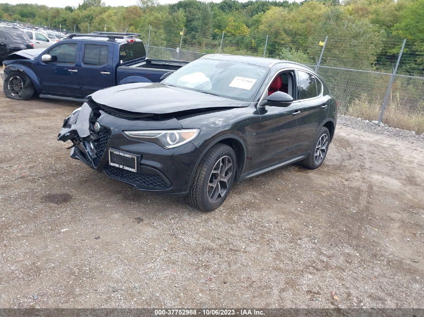 VIN ZASPAKBN7K7C51633 2019 ALFA ROMEO STELVIO TI