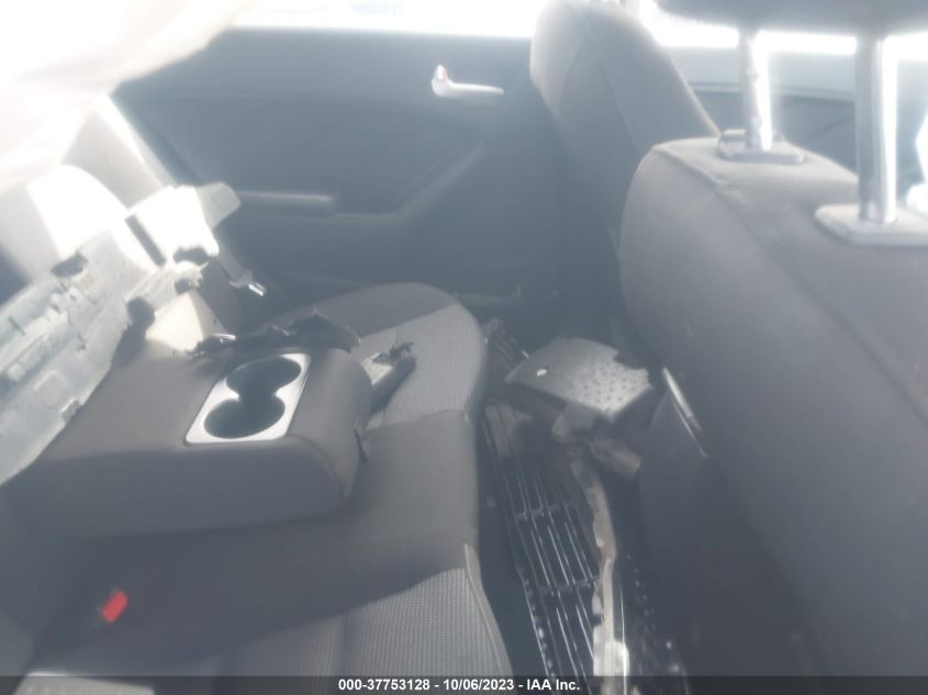 2017 KIA FORTE5 LX - KNAFK5A85H5705782