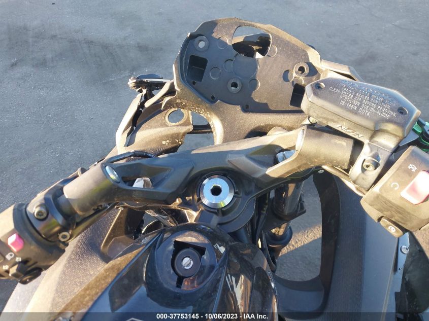 VIN JKAEXEJ12KDA04114 2019 KAWASAKI EX650 J