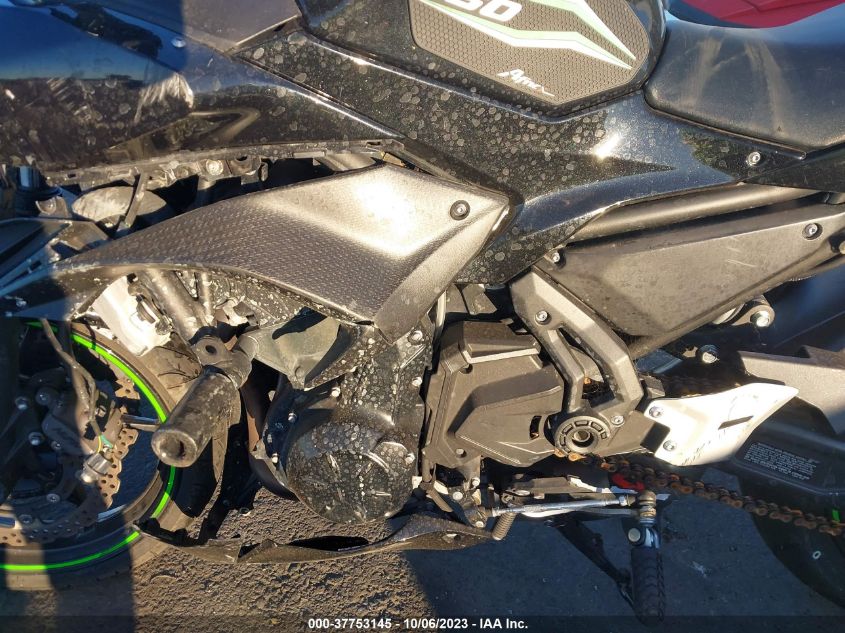 VIN JKAEXEJ12KDA04114 2019 KAWASAKI EX650 J