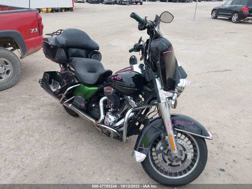 2011 HARLEY-DAVIDSON FLHTK - 1HD1KEM13BB635489