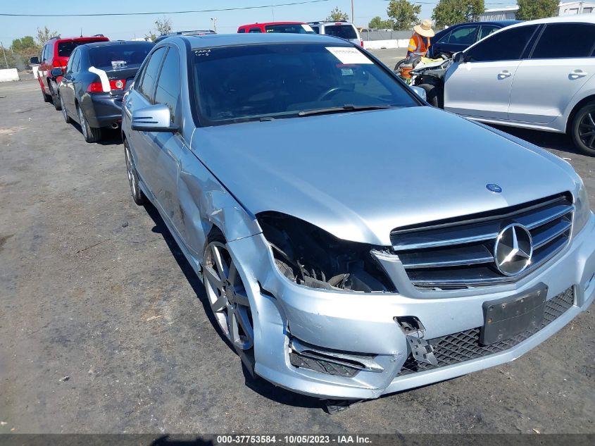 2014 MERCEDES-BENZ C 250 SPORT/LUXURY - WDDGF4HB8EA962273