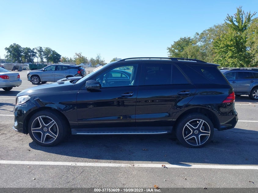 VIN 4JGDA5HB5JB152911 2018 MERCEDES-BENZ GLE GLE 350