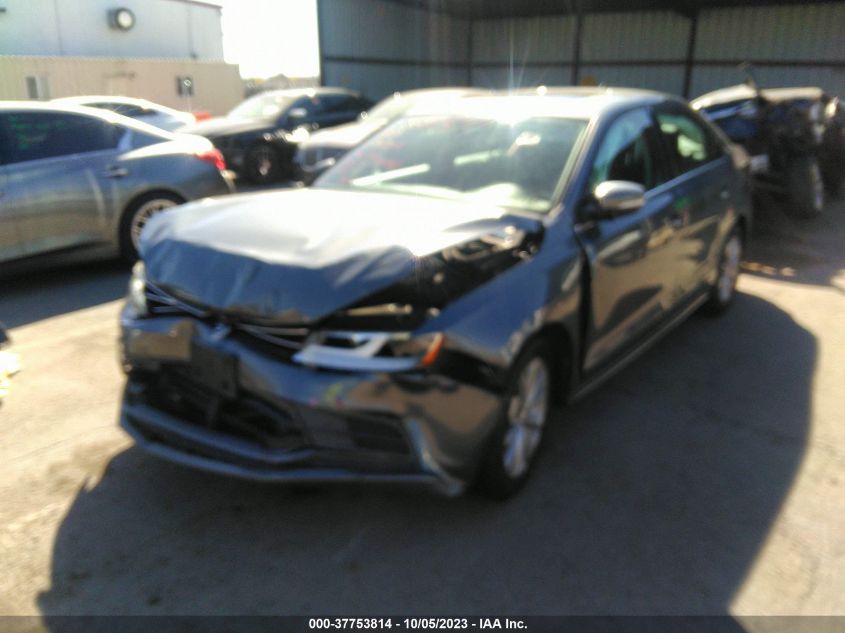 2015 VOLKSWAGEN JETTA SEDAN 1.8T SE W/CONNECTIVITY - 3VWD17AJ9FM282818