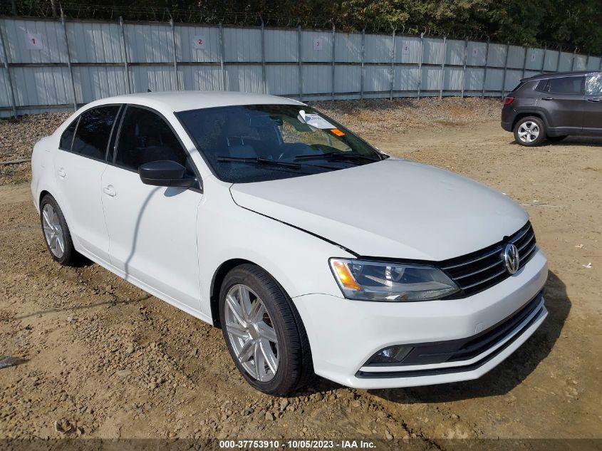 2016 VOLKSWAGEN JETTA 1.8T SPORT - 3VWD17AJ5GM375563
