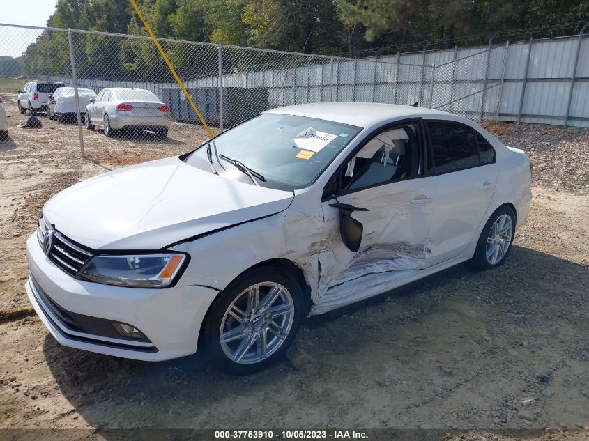 2016 VOLKSWAGEN JETTA 1.8T SPORT - 3VWD17AJ5GM375563