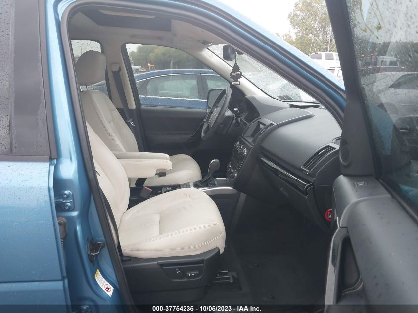 2014 LAND ROVER LR2 HSE LUX - SALFT2BG1EH383603