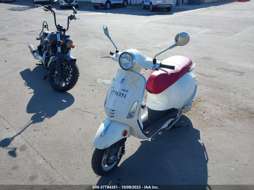 2018 VESPA SPRINT 150 3V ZAPM818G9J5701298