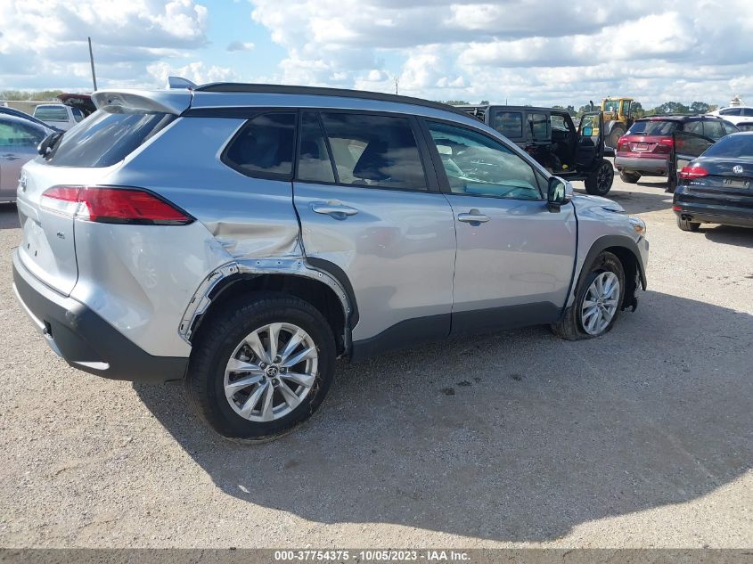 2022 TOYOTA COROLLA CROSS LE - 7MUCAAAG4NV012173