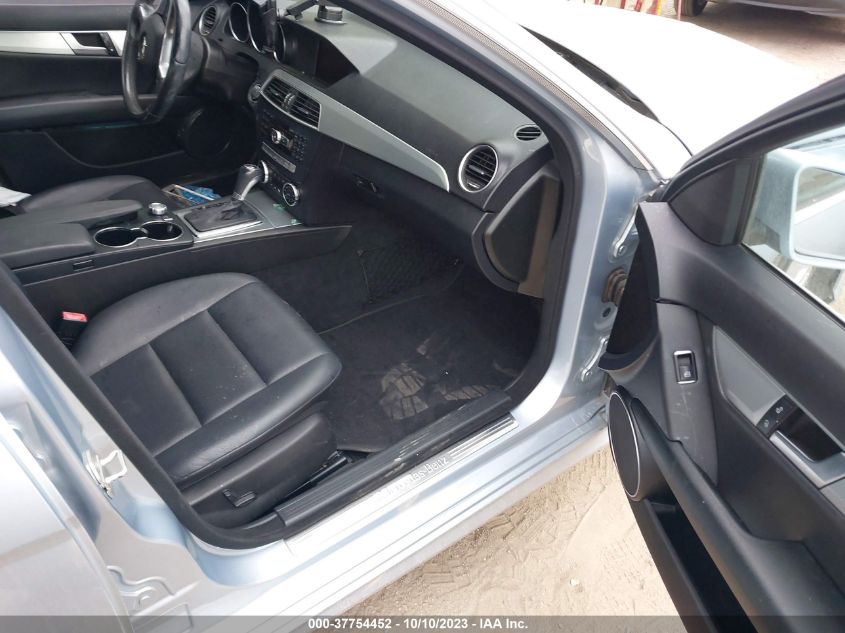 2013 MERCEDES-BENZ C-CLASS C 250 - WDDGF4HB9DA790690