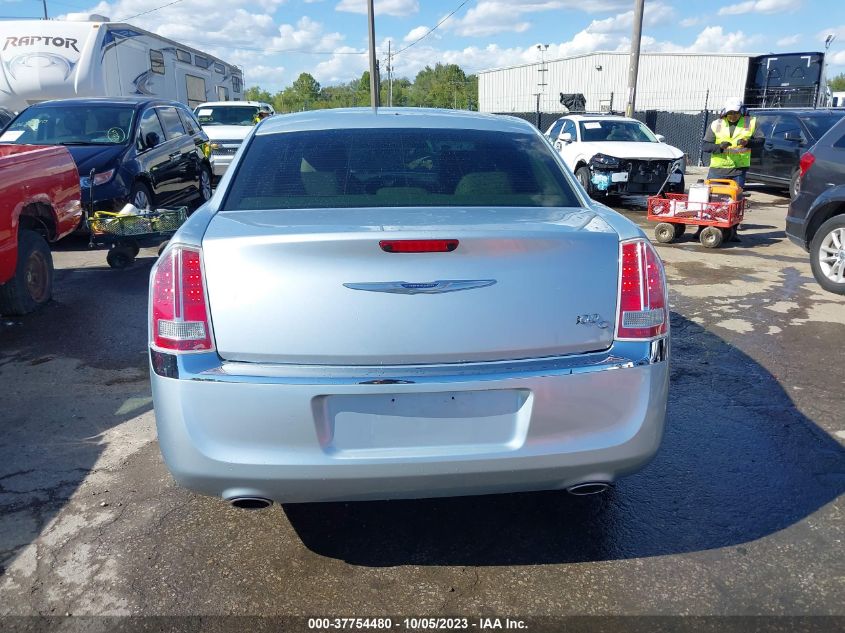 2013 CHRYSLER 300C 2C3CCAET8DH736073