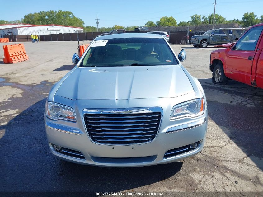 2013 CHRYSLER 300C 2C3CCAET8DH736073