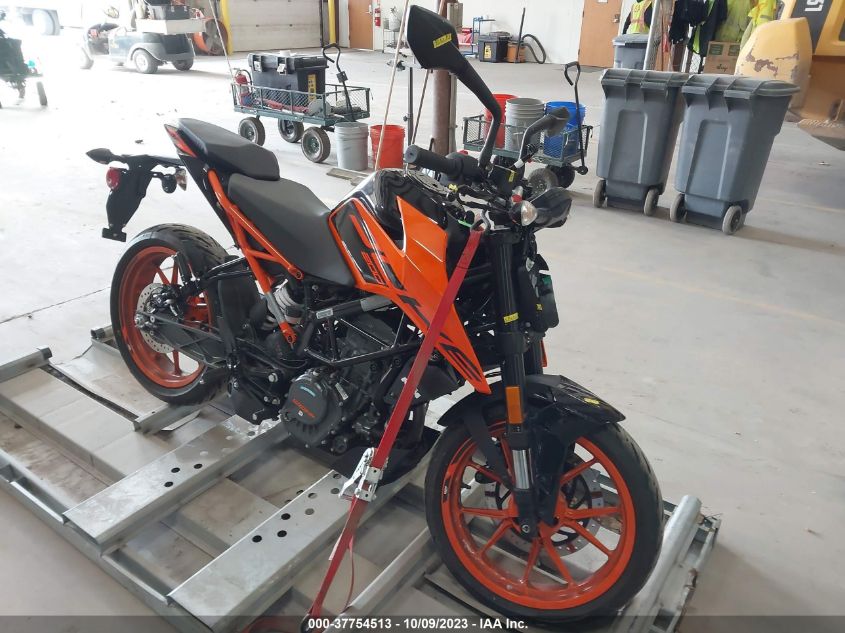 2022 KTM 200 DUKE - MD2JPC405NC039260