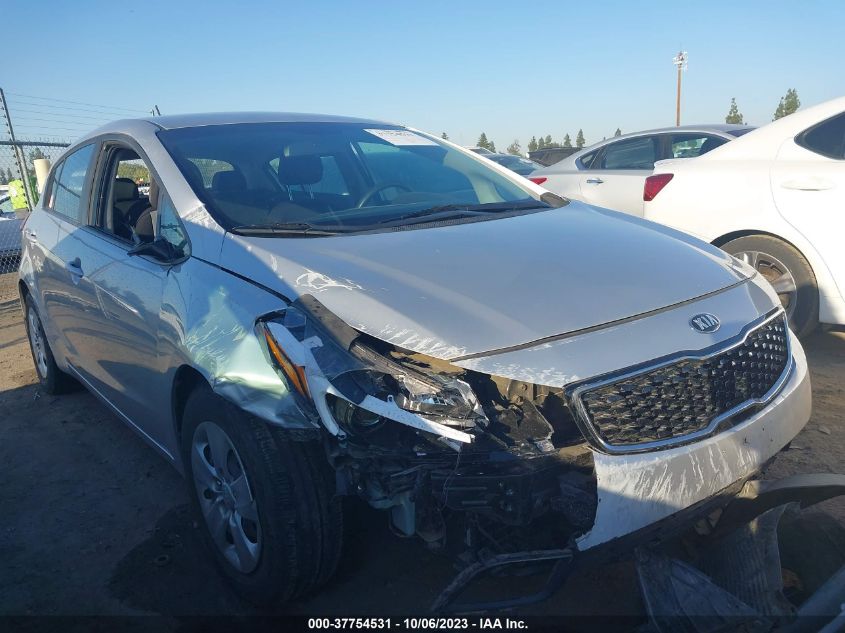 2018 KIA FORTE5 LX - KNAFK5A81J5772837