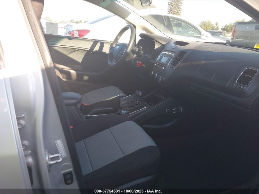 2018 KIA FORTE5 LX - KNAFK5A81J5772837