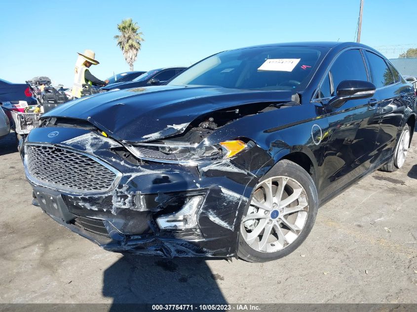 2020 FORD FUSION ENERGI TITANIUM - 3FA6P0SU7LR225144