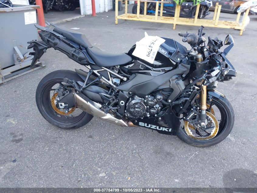 2022 SUZUKI GSX1000 GT/GT+ - JS1EK12BXN7100295