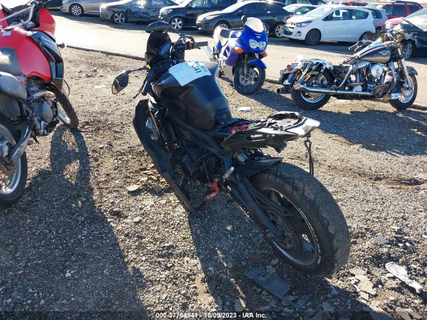 2017 YAMAHA FZ09 JYARN53E2HA002492