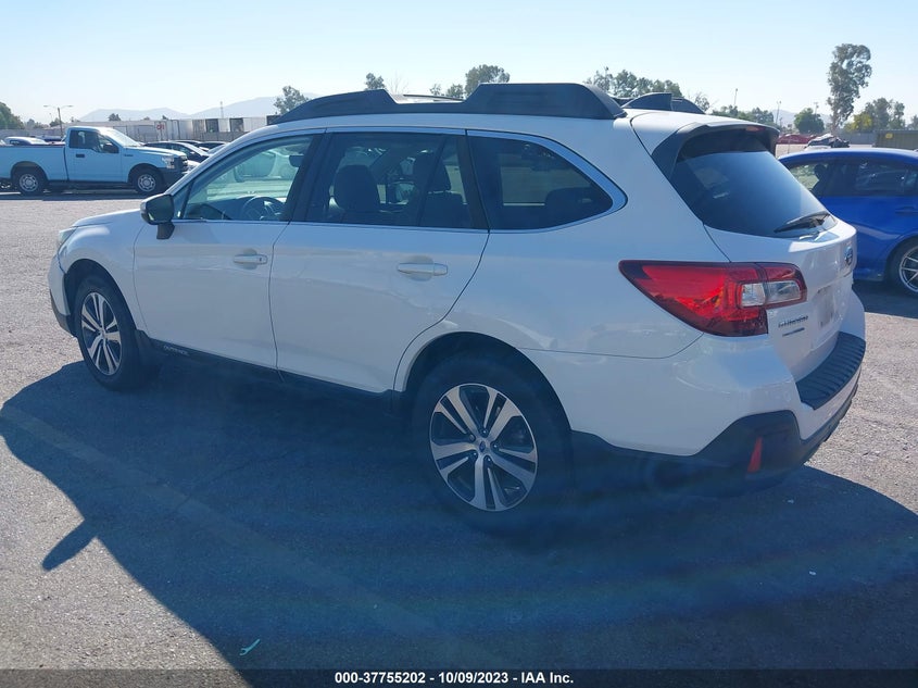 VIN 4S4BSANC4J3362372 2018 SUBARU OUTBACK 2.5I LIMITED