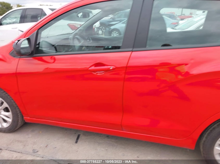 VIN KL8CD6SA9NC015007 2022 CHEVROLET SPARK 1LT