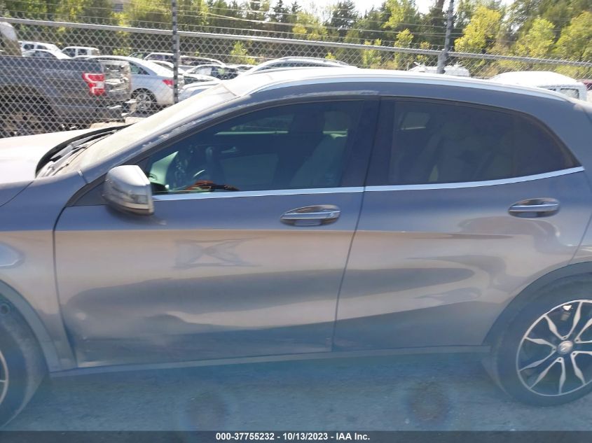 2017 MERCEDES-BENZ GLA 250 WDCTG4EB0HJ337617