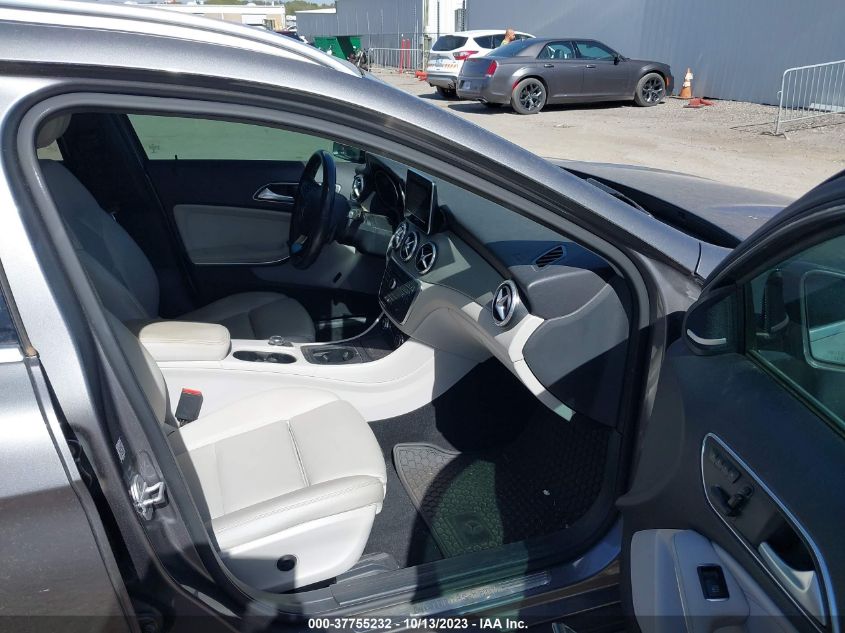 2017 MERCEDES-BENZ GLA 250 WDCTG4EB0HJ337617